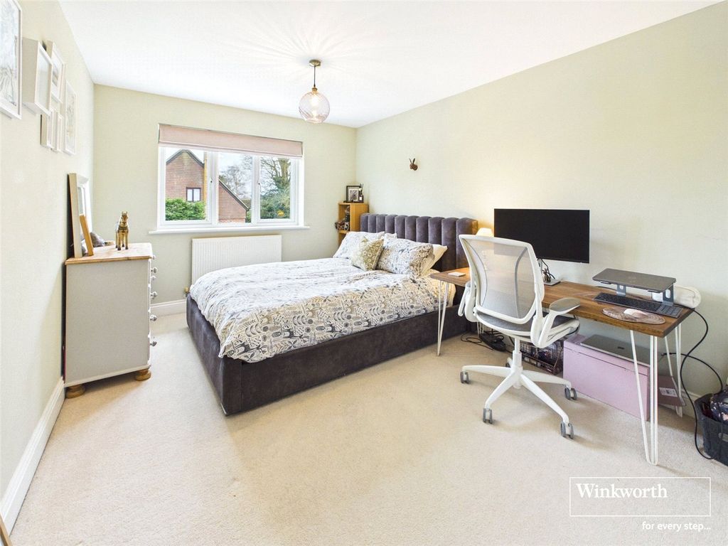 Additional image 12 of 4 bed detached house for saleEssex Street, Newbury, Berkshire RG14