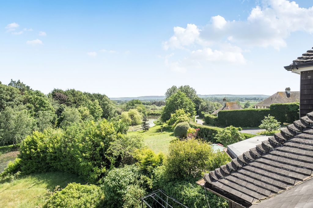 Additional image 8 of 2 bed flat for saleMare Hill Road, Pulborough RH20