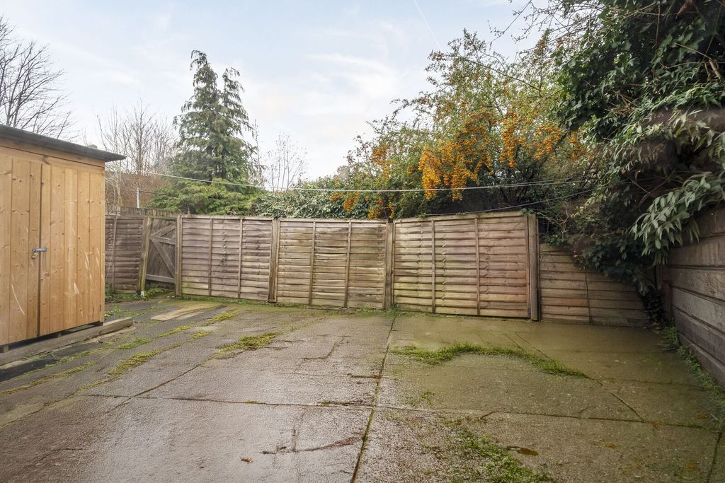 Additional image 6 of 3 bed maisonette for saleLondon Road, Morden SM4