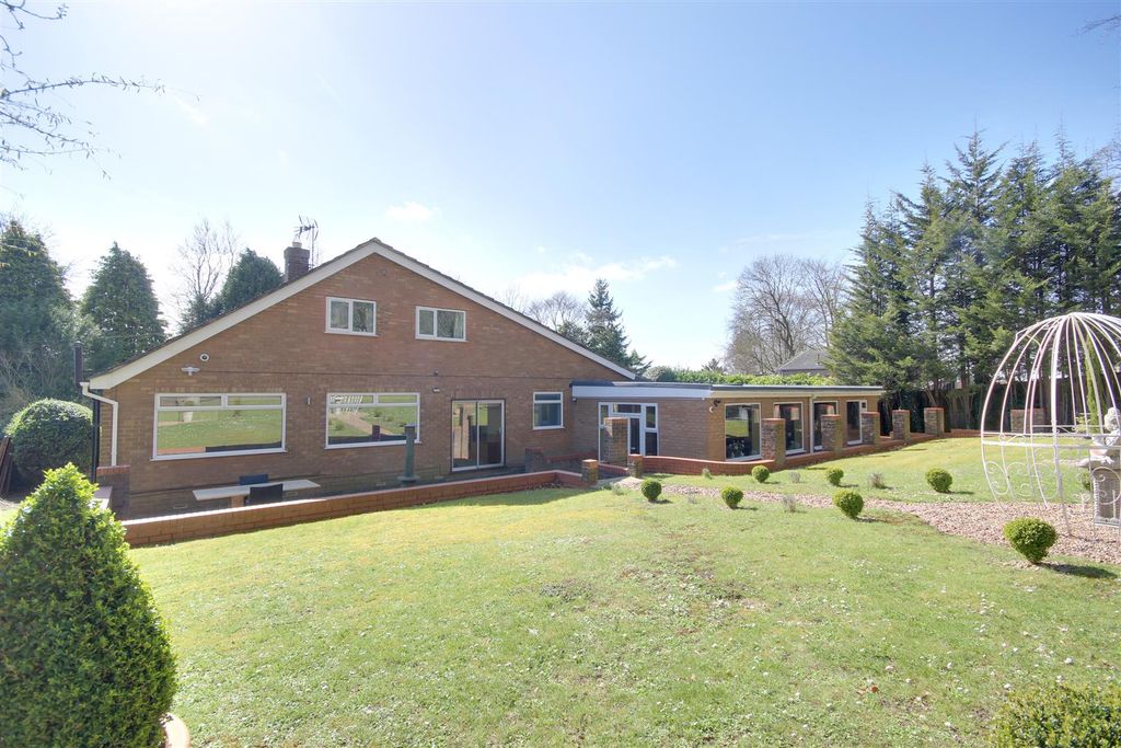 Additional image 25 of 6 bed detached house for saleWoodlands Rise, North Ferriby HU14