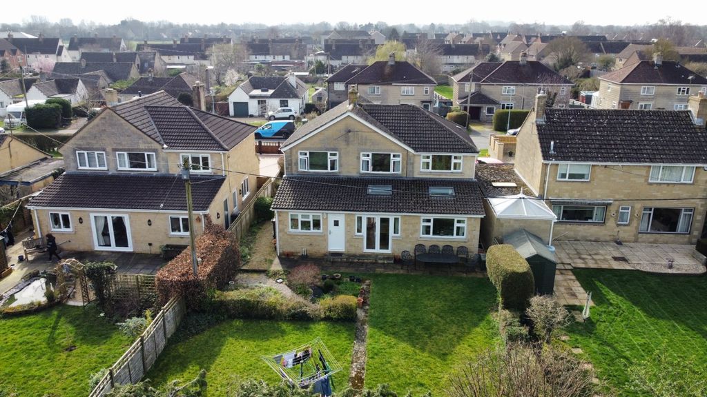 Additional image 21 of 4 bed detached house for saleHambidge Lane, Lechlade, Gloucestershire GL7