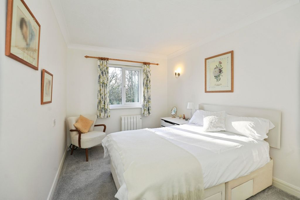 Additional image 5 of 2 bed flat for saleTabley Road, Knutsford, Cheshire WA16
