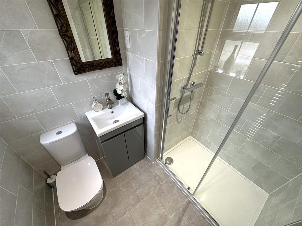 Additional image 13 of 4 bed detached house for saleBlenheim Avenue, Fernwood, Newark NG24