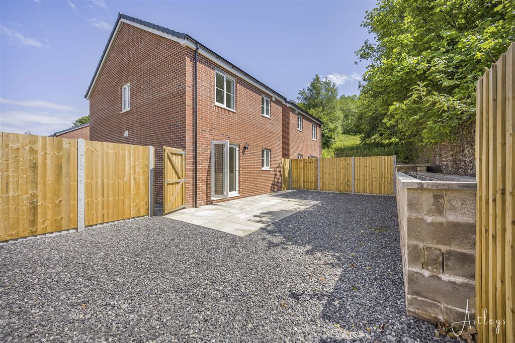 Additional image 13 of 3 bed detached house for saleClos Yr Ysgol, Clyne, Neath SA11