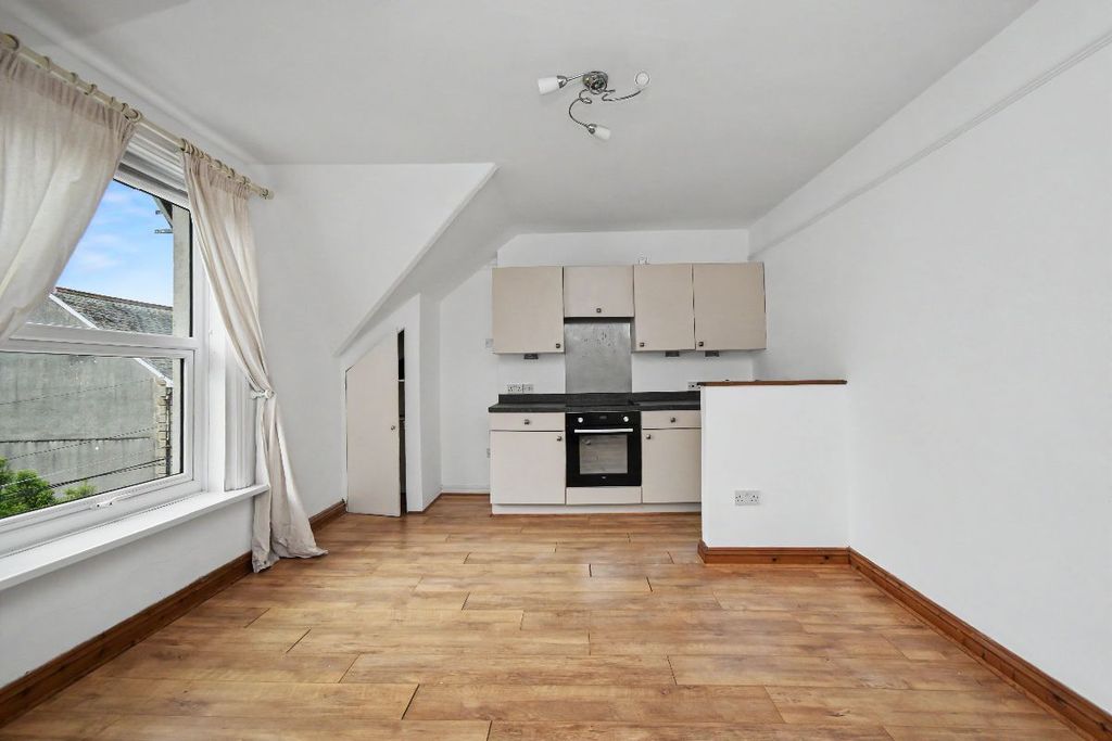Additional image 2 of 1 bed flat for saleFlat, Station Road, Okehampton EX20