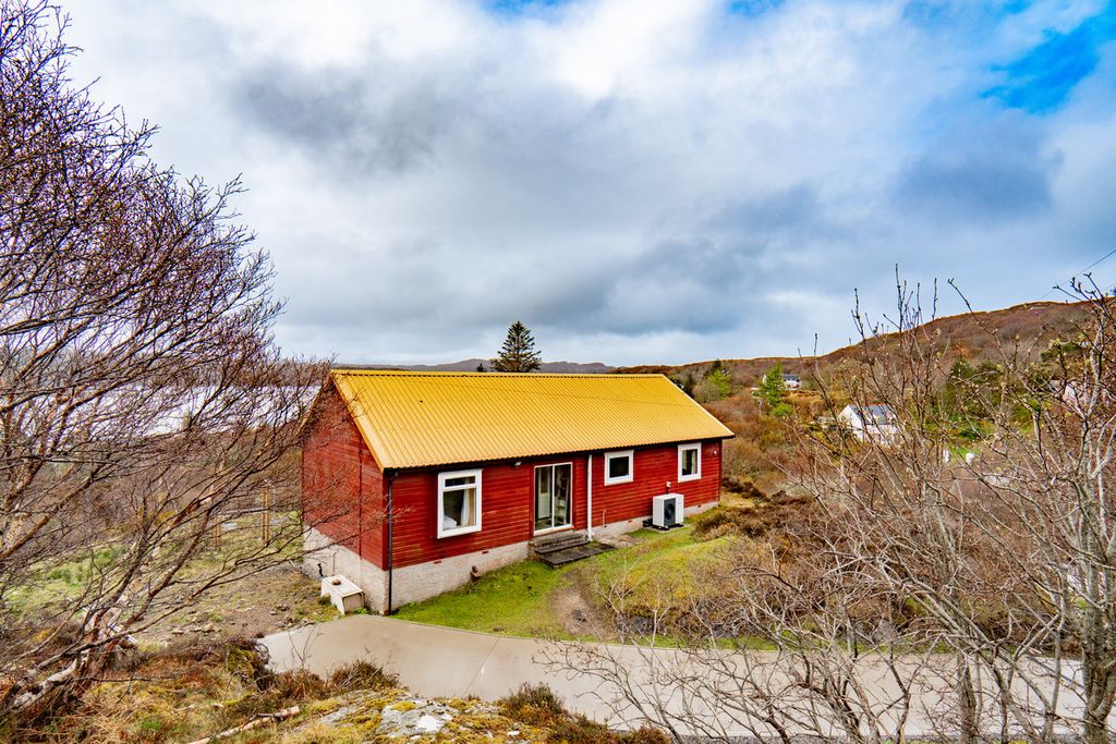 Additional image 29 of 2 bed detached bungalow for saleLochinver, Lairg IV27