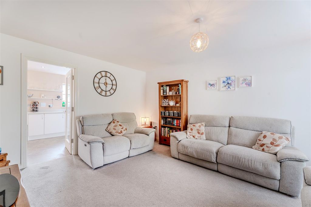 Additional image 6 of 3 bed semi-detached house for saleEagles Crescent, Motherwell ML1