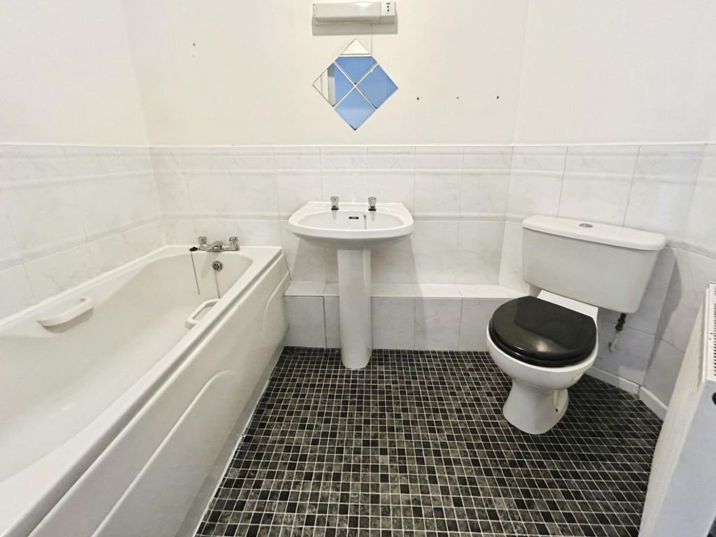 Additional image 5 of 2 bed flat for saleLawnwood Drive, Goldthorpe, Rotherham S63
