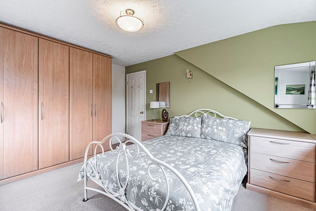 Additional image 27 of 4 bed semi-detached house for saleWhiterock Drive, Pontypridd CF37