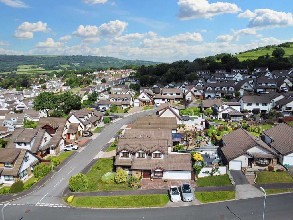 Additional image 3 of 4 bed detached house for saleDaphne Road, Bryncoch, Neath SA10