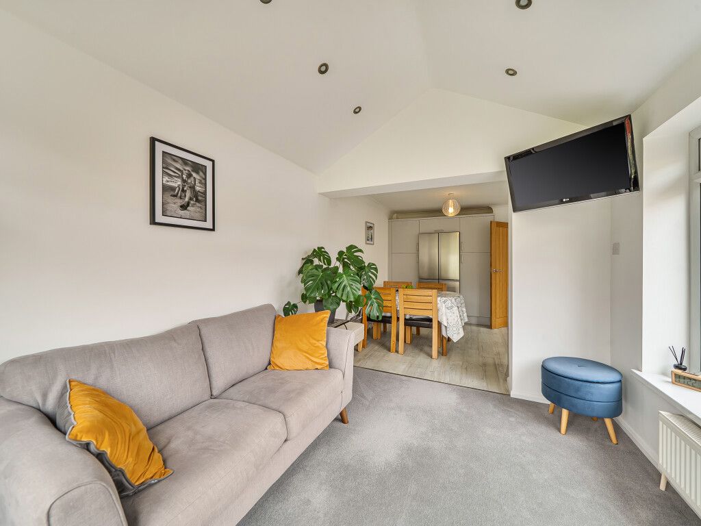 Additional image 13 of 3 bed detached house for saleCavewell Gardens, Ossett, West Yorkshire WF5