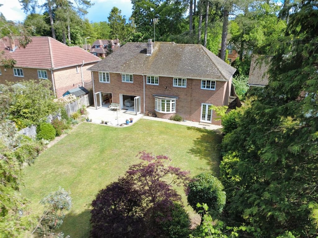 Additional image 28 of 5 bed detached house for saleAndover Road, Newbury RG14