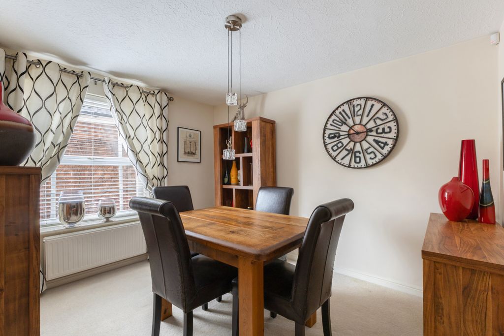 Additional image 4 of 5 bed detached house for saleAdwalton Close, Newark NG24