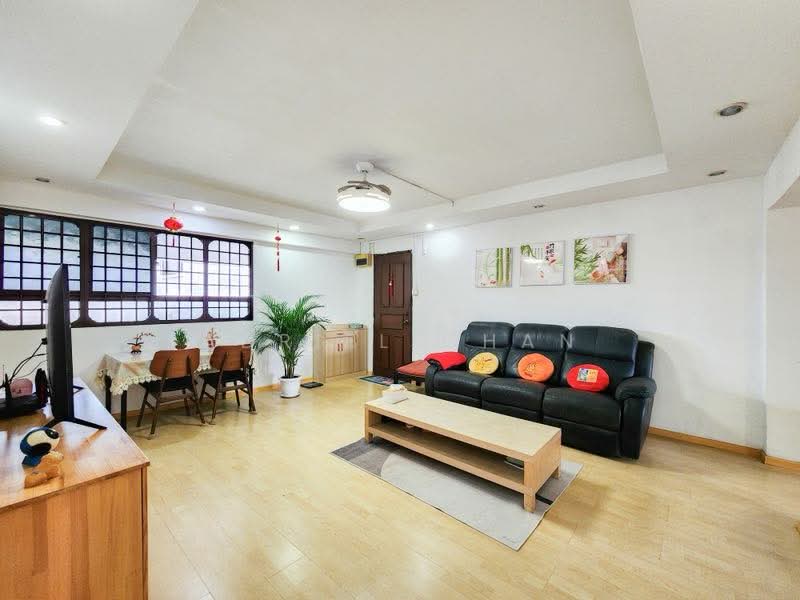 406 Hougang Avenue 10