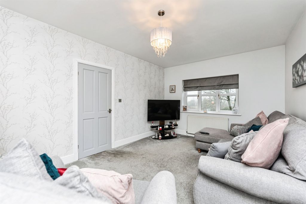 Additional image 6 of 4 bed detached house for saleDarrington Road, Pontefract WF8