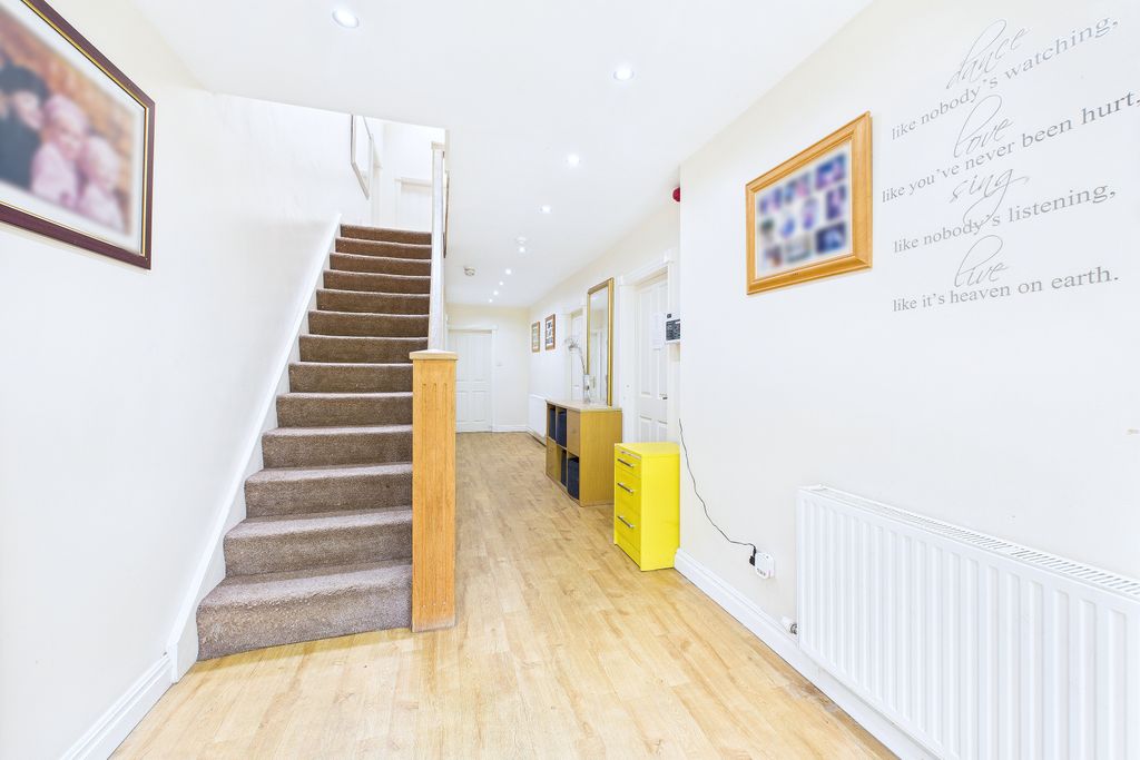 Additional image 20 of 8 bed detached house for saleHowick Park Avenue, Penwortham PR1