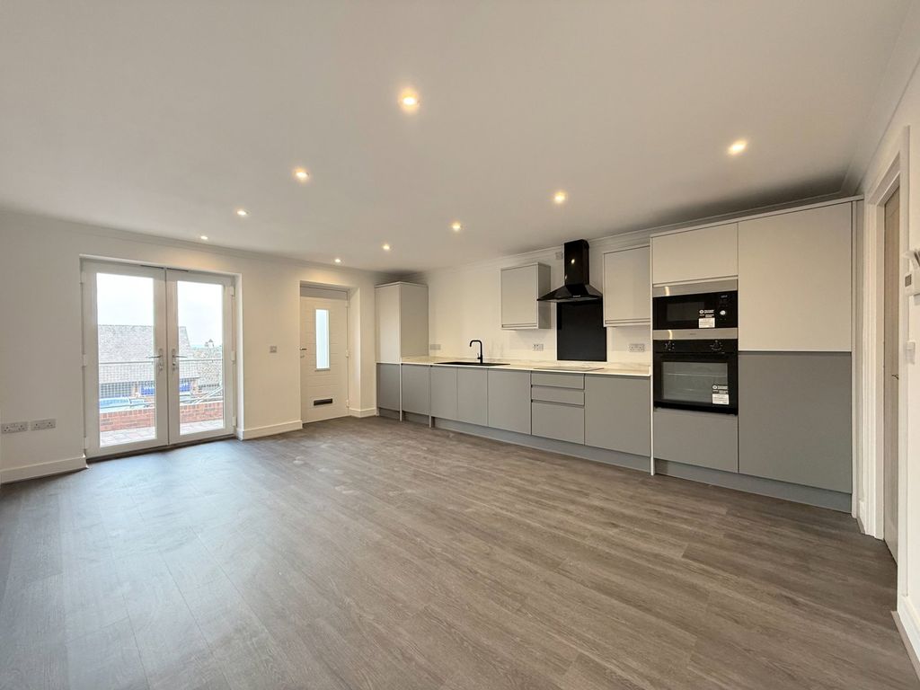 Additional image 5 of 1 bed flat for saleEdith Walk, Great Malvern, Worcestershire WR14