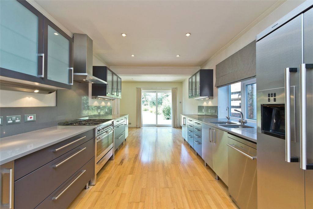Additional image 5 of 5 bed detached house for saleTraps Lane, New Malden KT3
