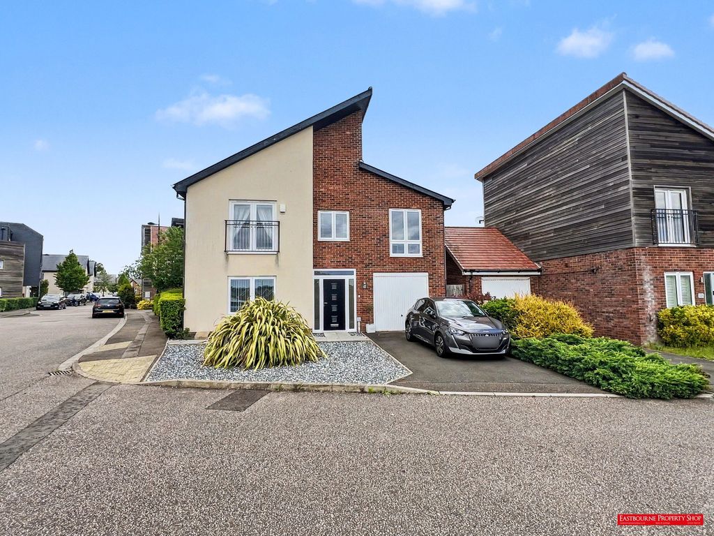4 bed detached house for saleSunflower Lane, Polegate BN26