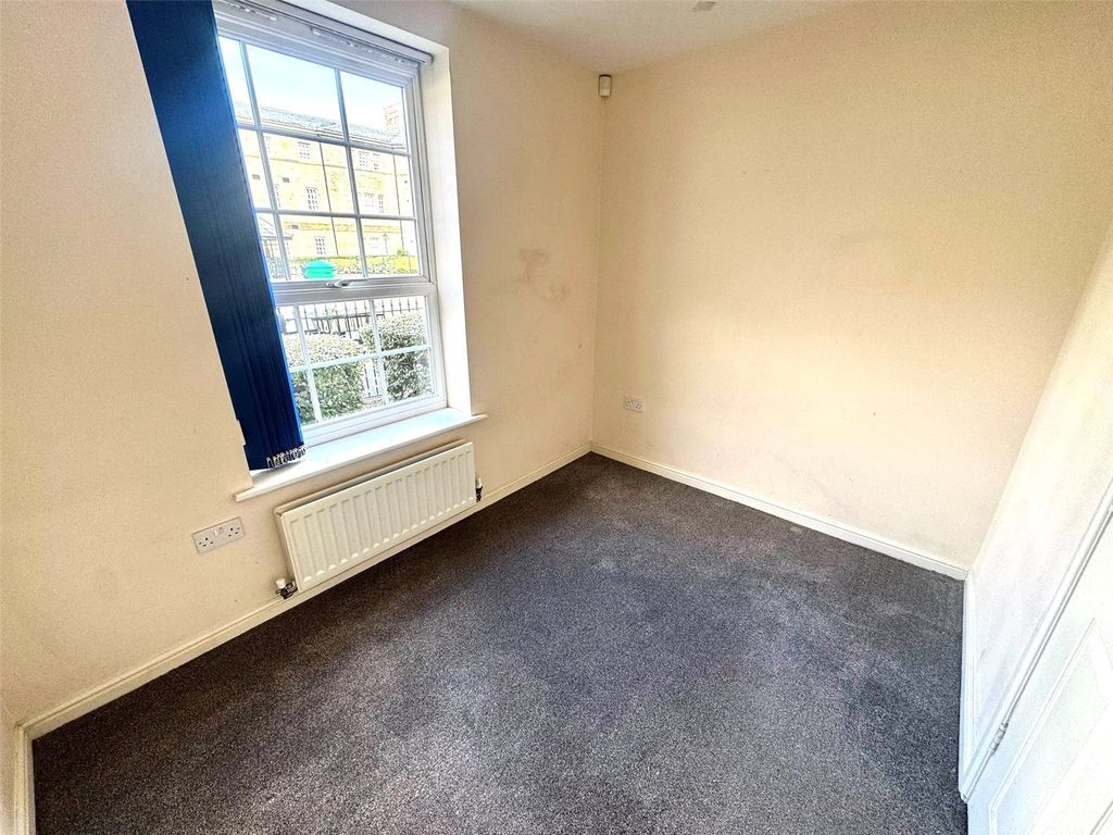 Additional image 9 of 2 bed flat for saleChaloner Grove, Wakefield, West Yorkshire WF1