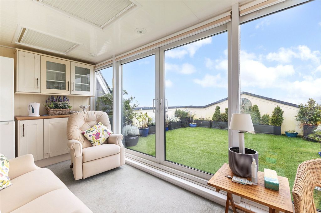 Additional image 5 of 3 bed flat for saleSwan Green, Emery Down, Lyndhurst, Hampshire SO43