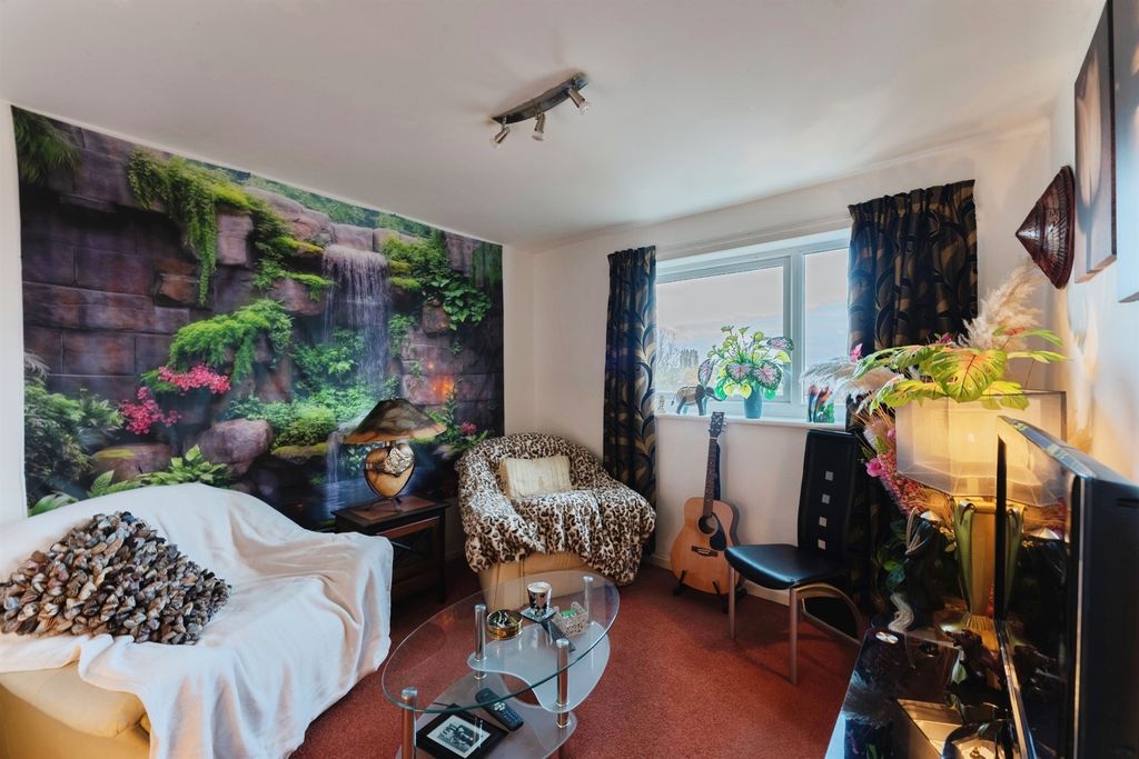 Additional image 6 of 2 bed flat for saleKings Mount, Oxton, Prenton CH43