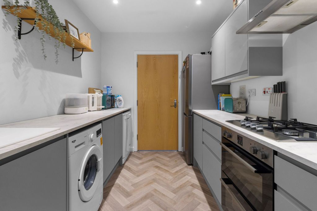 Additional image 4 of 3 bed flat for saleMariners Wharf, Fort Road, Newhaven BN9
