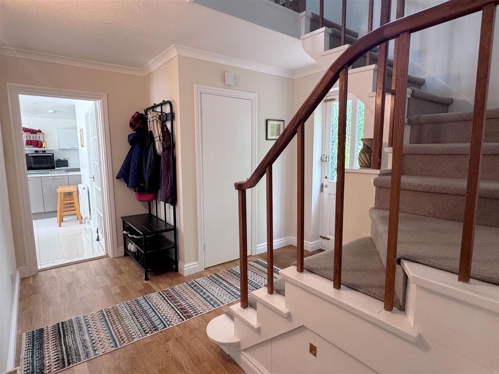 Additional image 13 of 5 bed detached house for saleAndover Road, Newbury RG14