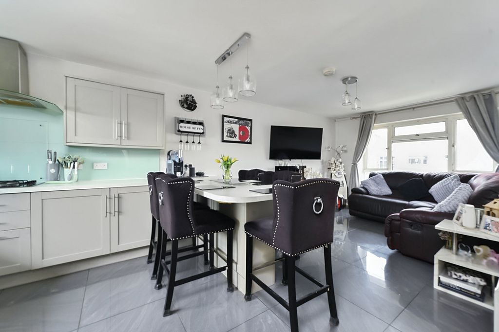 Additional image 5 of 2 bed flat for saleBeach Croft, Lancing, West Sussex BN15