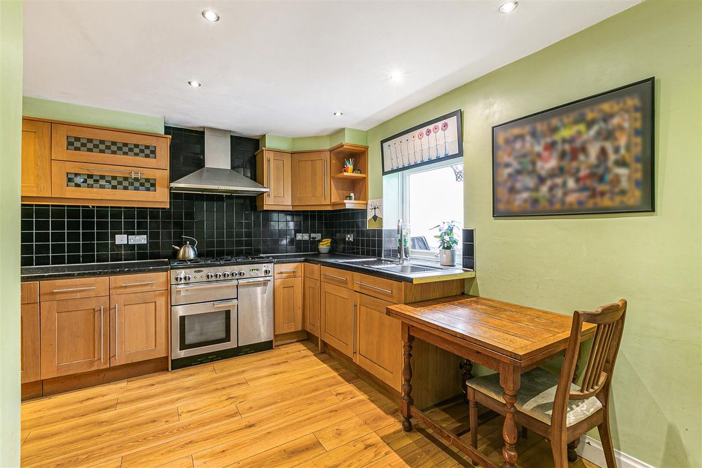 Additional image 32 of 5 bed terraced house for saleClarence Avenue, New Malden KT3