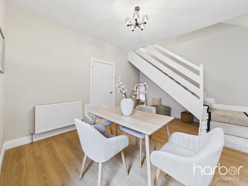 Additional image 8 of 2 bed semi-detached house for saleRussel Street, Falkirk FK2