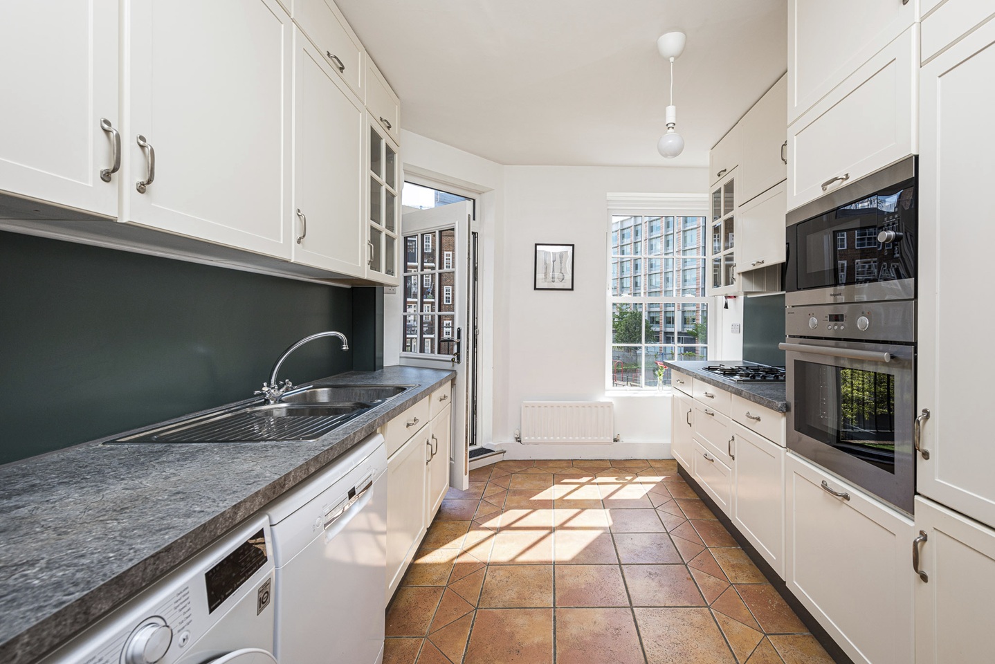 4 Bed Flat, Sumner Buildings, SE1, N1 7GU photo 5