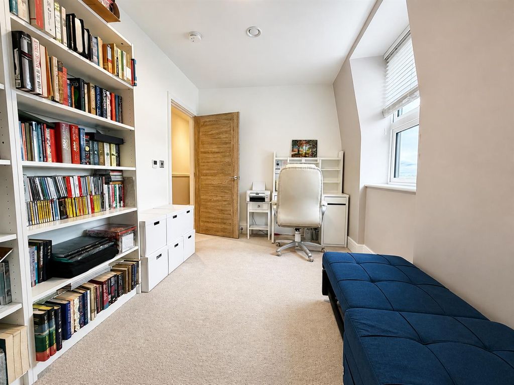 Additional image 11 of 3 bed flat for saleBurlington Road, New Malden KT3