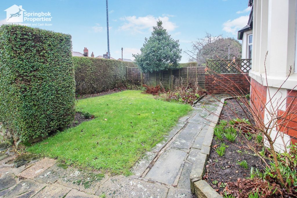 Additional image 19 of 5 bed semi-detached house for saleSnydale Road, Normanton, Wakefield, West Yorkshire WF6
