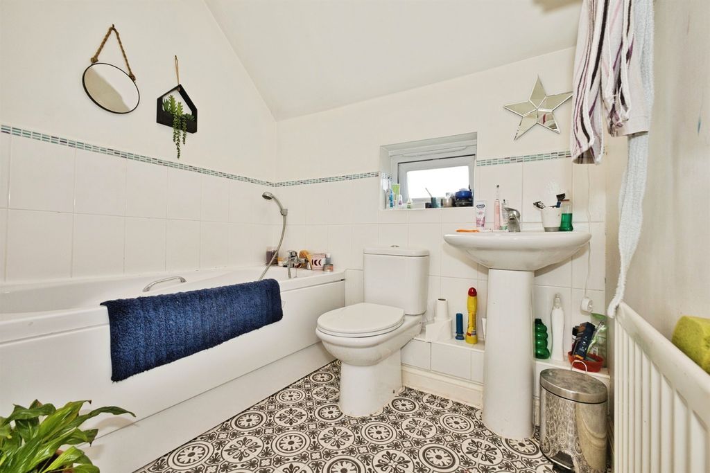 Additional image 15 of 3 bed terraced house for saleVincent Way, Martock TA12