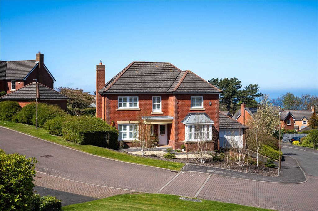 Additional image 37 of 4 bed detached house for sale32 Trainer's Brae, North Berwick, East Lothian EH39