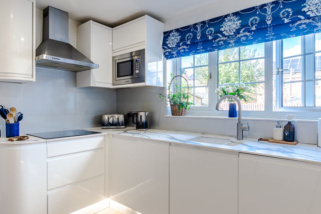Additional image 9 of 5 bed detached house for saleTroon Close, Normanton, West Yorkshire WF6