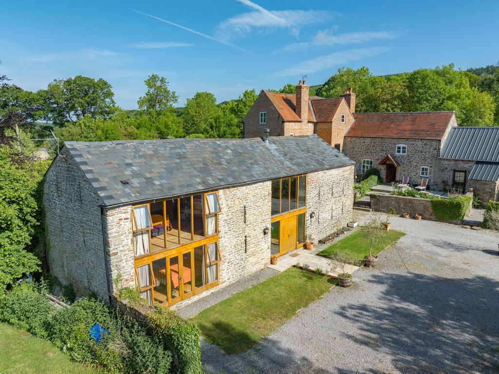Additional image 23 of 7 bed property for saleGloucester Road, Longhope GL17