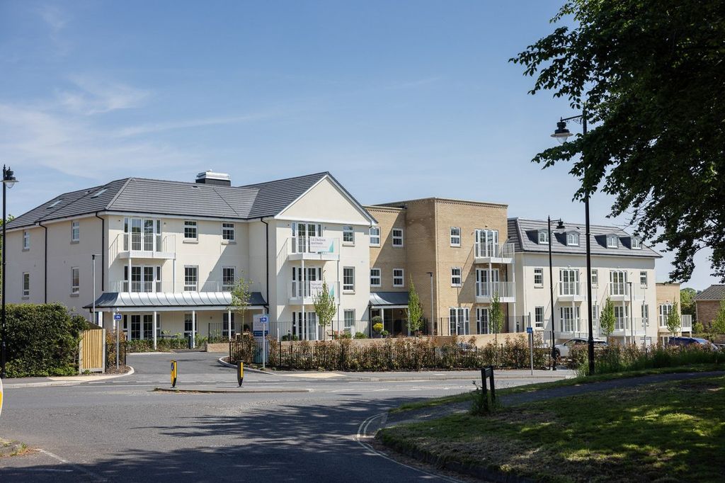Additional image 16 of 2 bed flat for saleLymington Gate, Stanford Hill, Lymington SO41
