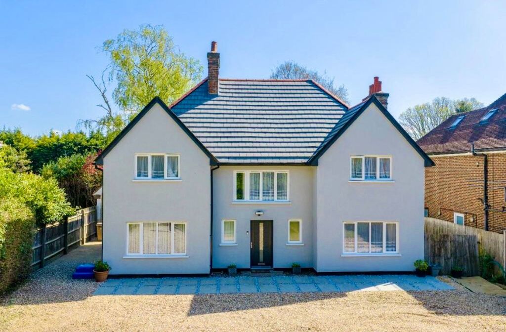5 bed detached house for saleLondon Road, Luton, Bedfordshire LU1