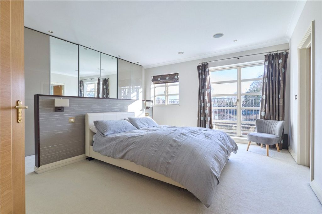 Additional image 12 of 4 bed detached house for saleMill Reef, Newmarket, Suffolk CB8