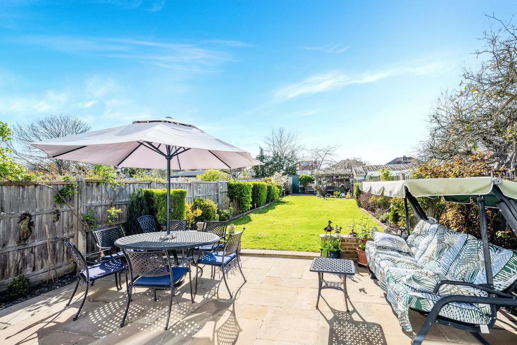 Additional image 25 of 5 bed semi-detached house for saleMaycross Avenue, Morden SM4