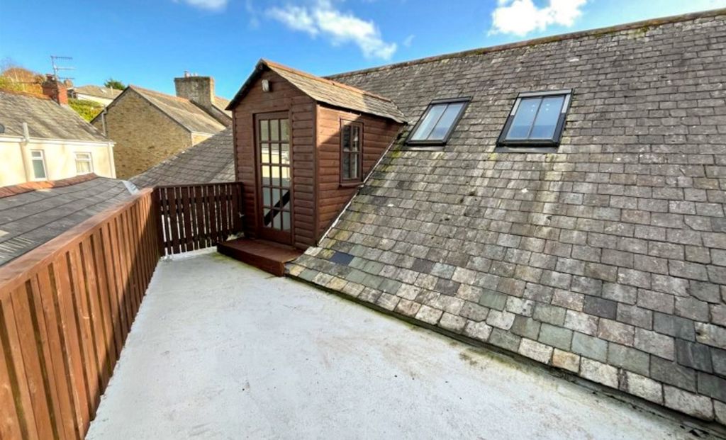 Additional image 2 of 1 bed flat for saleThe Old Coachworks, Grenville Road, Lostwithiel, Cornwall PL22