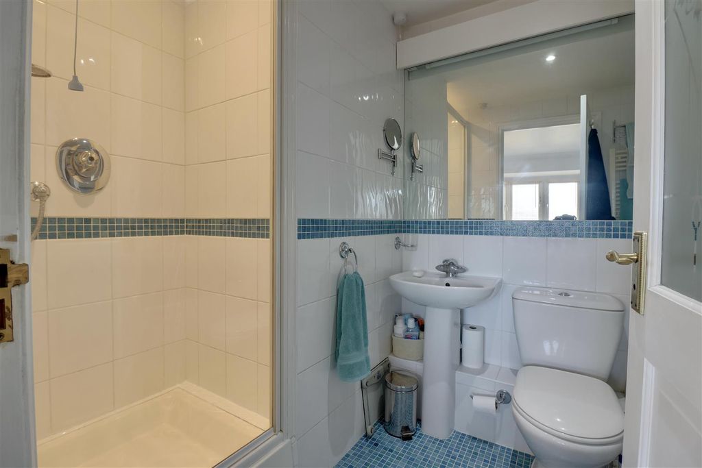 Additional image 27 of 4 bed town house for saleBroad Street, Old Portsmouth, Hampshire PO1