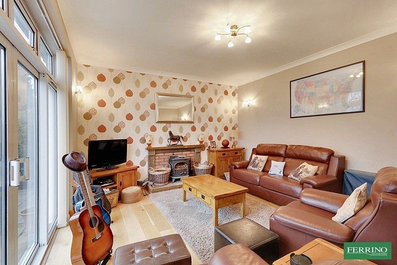 4 bed detached bungalow for saleWigpool, Mitcheldean, Gloucestershire. GL17 photo 4
