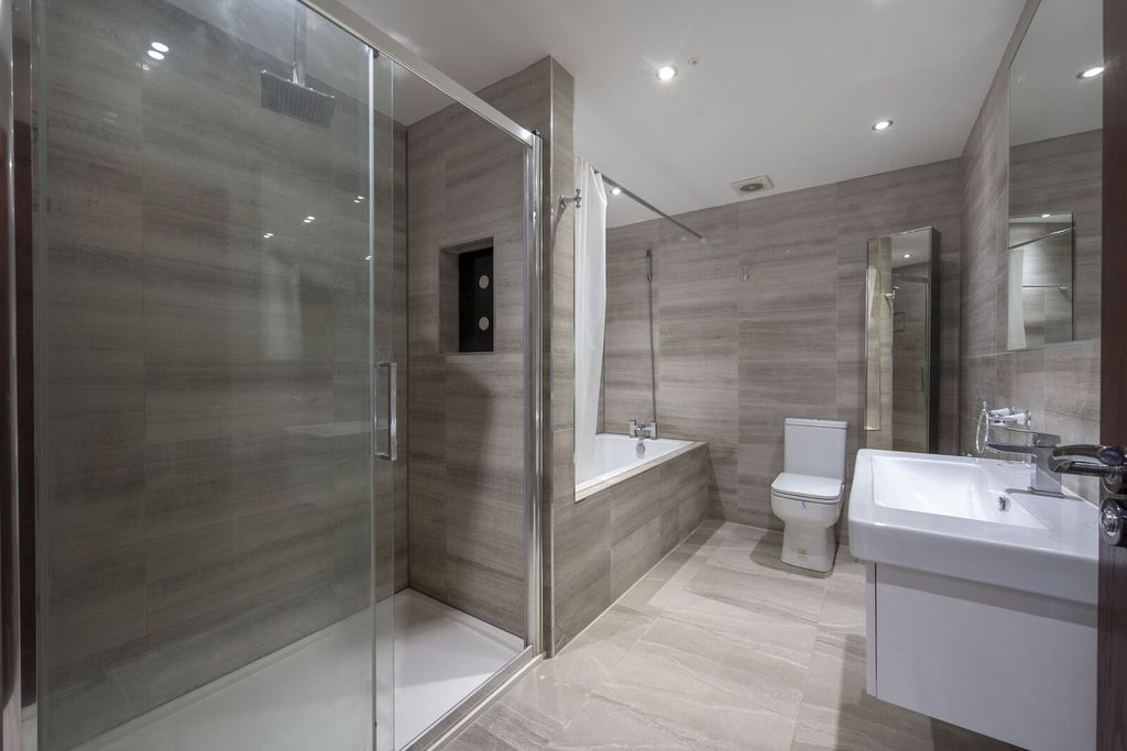 Additional image 24 of 5 bed semi-detached house for saleThurleston Avenue, Morden SM4