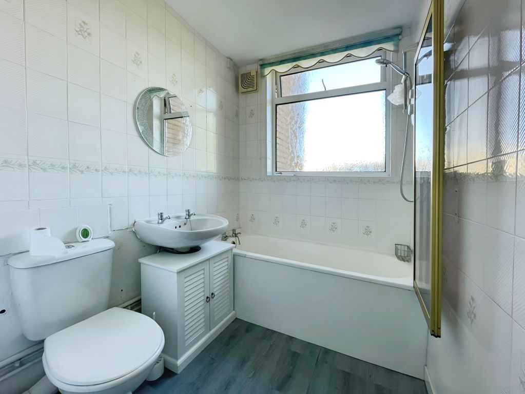 Additional image 13 of 2 bed flat for saleShrewsbury Road, Prenton CH43