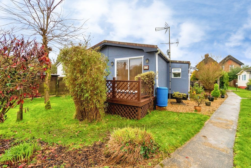 Additional image 6 of 1 bed mobile/park home for saleThatched Cottage Park, Southampton Road, Lyndhurst, Hampshire SO43