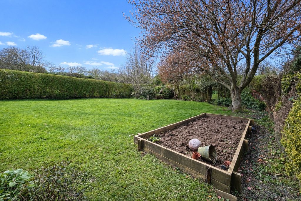 Additional image 14 of 3 bed bungalow for saleCamuset Close, Milford Haven, Dyfed SA73