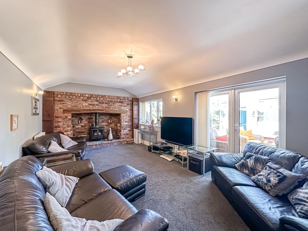 Additional image 4 of 4 bed detached house for saleChester High Road, Neston CH64
